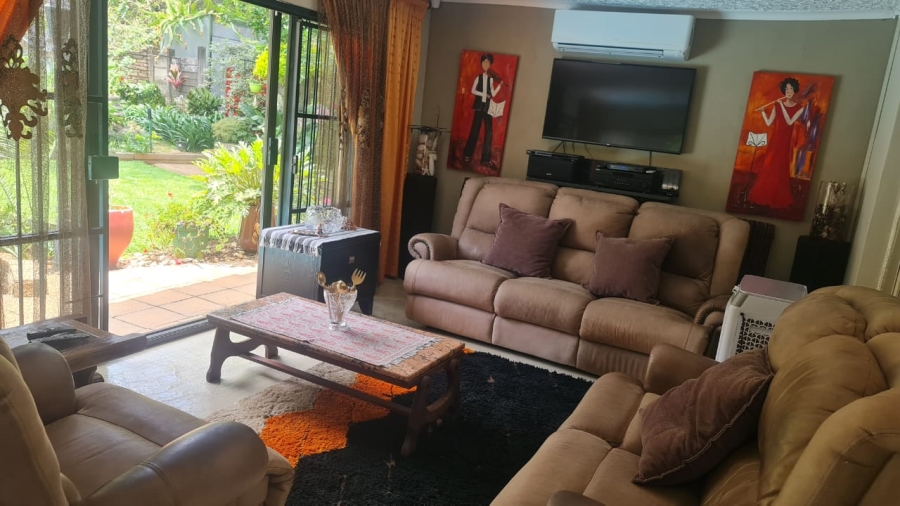 7 Bedroom Property for Sale in Cashan North West